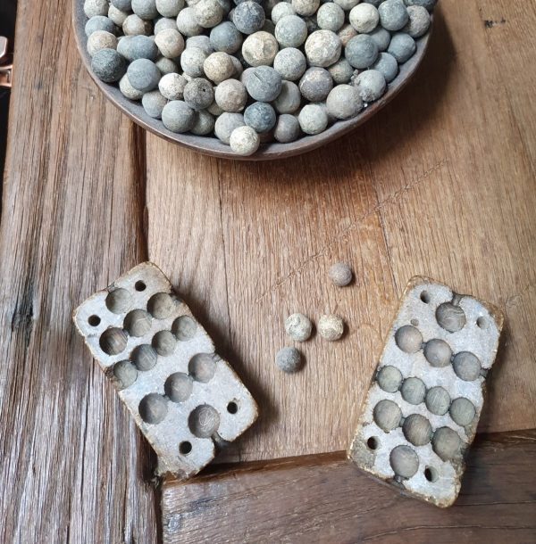 Casting mold for musket balls