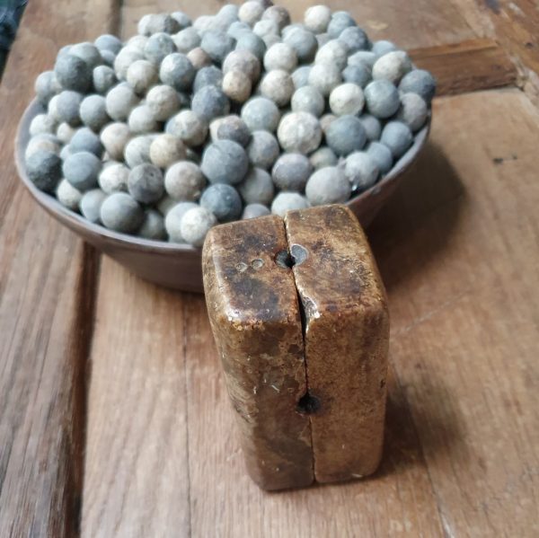 Casting mold for musket balls